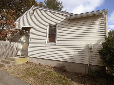 172 Keddy St, Springfield, MA 01109 photo 2