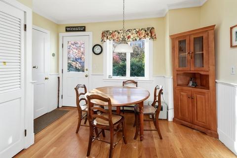 9 Common St, Hingham, MA 02043 photo 6