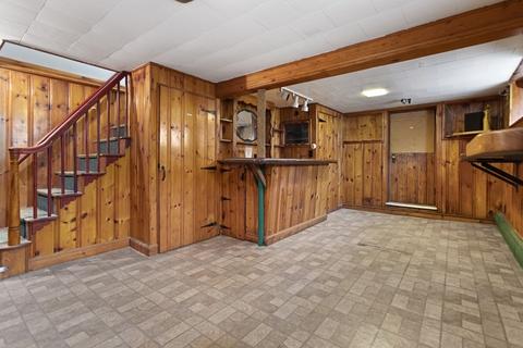 229 Central St, Saugus, MA 01906 photo 36