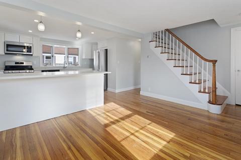229 Central St, Saugus, MA 01906 photo 9