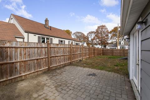 229 Central St, Saugus, MA 01906 photo 38