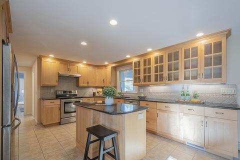 5 Trodden Path, Lexington, MA 02421 photo 12