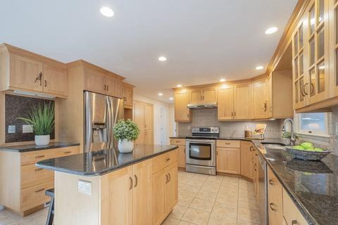 5 Trodden Path, Lexington, MA 02421 photo 11