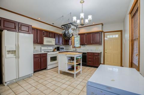 146 Jasper St, Springfield, MA 01109 photo 9