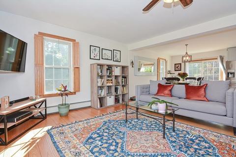 324 Prospect St, Franklin, MA 02038 photo 12