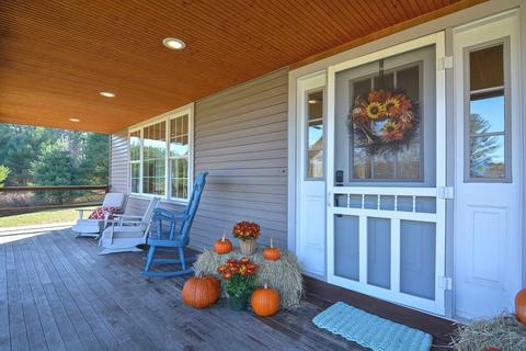324 Prospect St, Franklin, MA 02038 photo 4