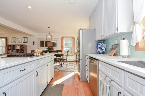 324 Prospect St, Franklin, MA 02038 photo 8