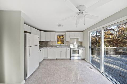 73 Highland St, Mashpee, MA 02649 photo 5