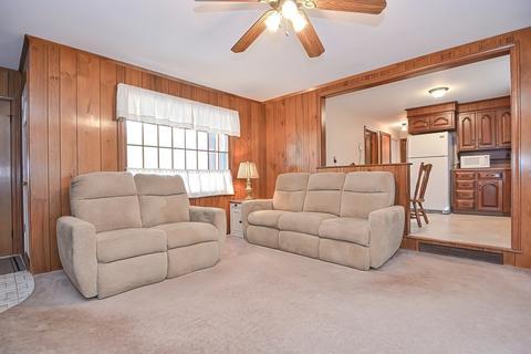 7 Mann St, Blackstone, MA 01504 photo 5