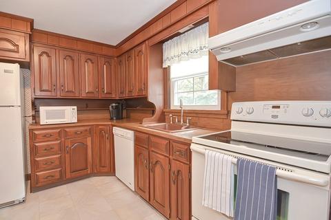 7 Mann St, Blackstone, MA 01504 photo 10