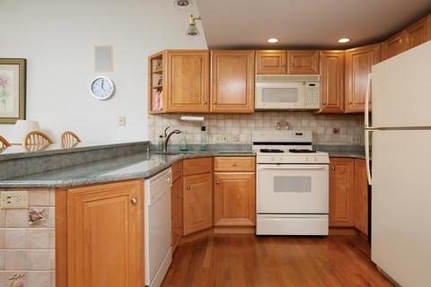 318 West St, Needham, MA 02494 photo 5