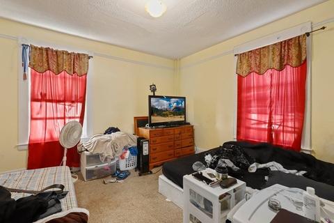 35 Chase St, Beverly, MA 01915 photo 6