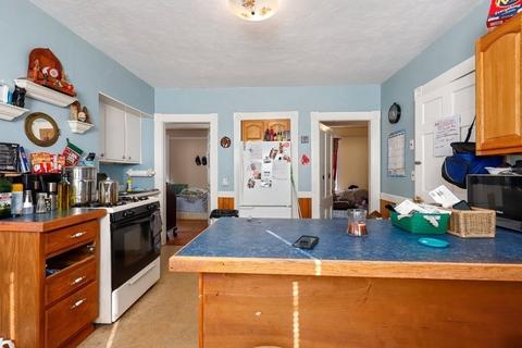 35 Chase St, Beverly, MA 01915 photo 5