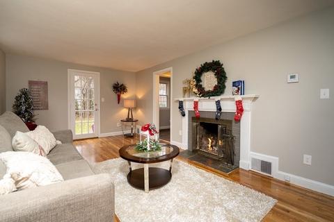 94 Laurel Rd, West Springfield, MA 01089 photo 7