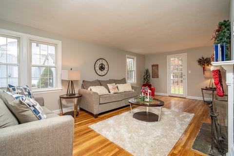 94 Laurel Rd, West Springfield, MA 01089 photo 5