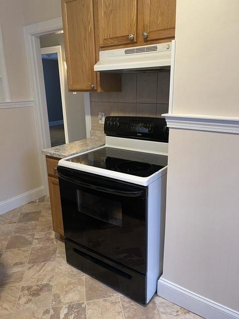 68 Grandview St, Springfield, MA 01118 photo 7