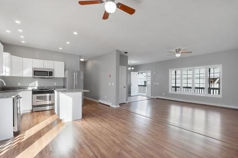 1 Maynard Ave, Webster, MA 01570 photo 8