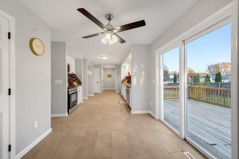 65 Frederick St, Chicopee, MA 01013 photo 6