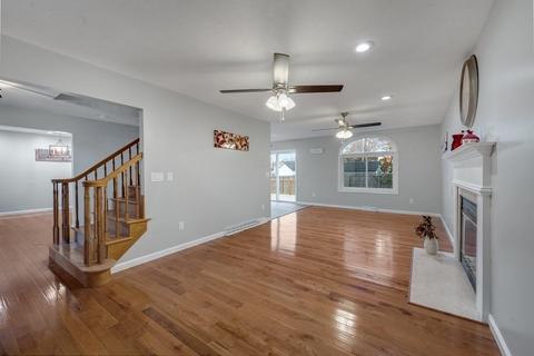 65 Frederick St, Chicopee, MA 01013 photo 9