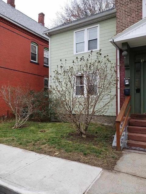 13 Park St, Chicopee, MA 01013 photo 3