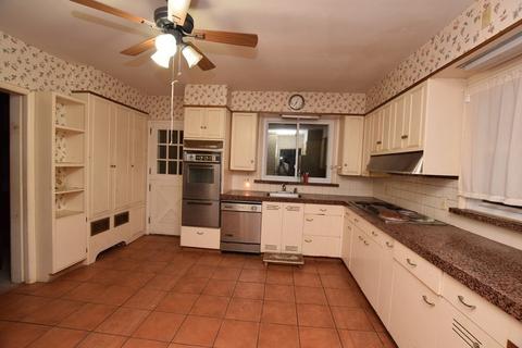 230 Oakley Rd, Woonsocket, RI 02895 photo 6