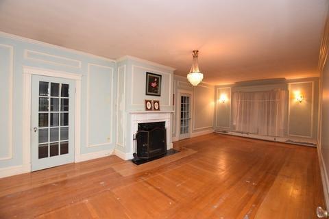 230 Oakley Rd, Woonsocket, RI 02895 photo 2