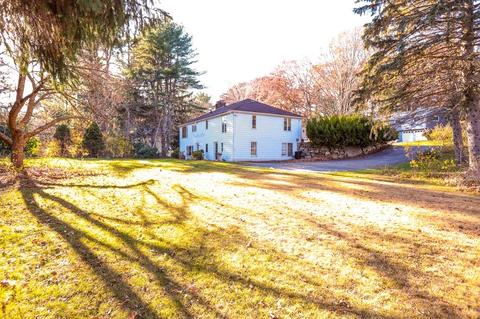 20 Cherokee Rd, Acton, MA 01720 photo 2