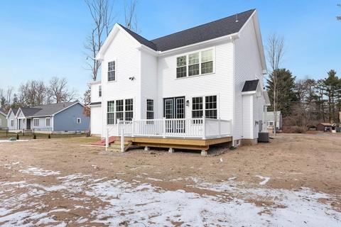 62 Pomeroy St, Easthampton, MA 01027 photo 4