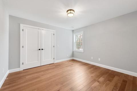 62 Pomeroy St, Easthampton, MA 01027 photo 28