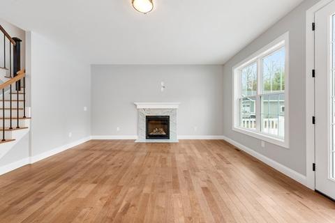 62 Pomeroy St, Easthampton, MA 01027 photo 16