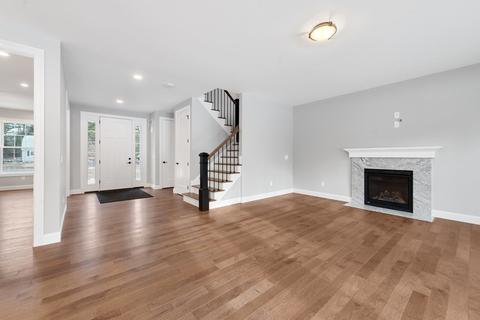 62 Pomeroy St, Easthampton, MA 01027 photo 18