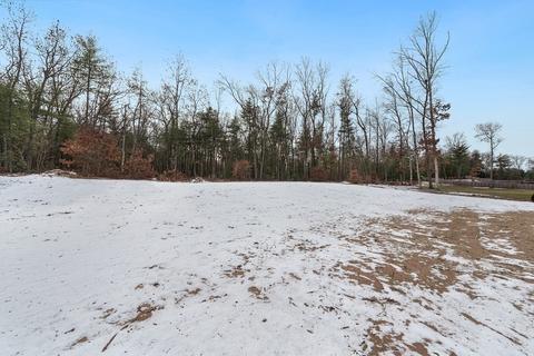62 Pomeroy St, Easthampton, MA 01027 photo 11