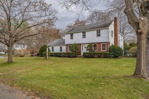 7 Squassick Rd, West Springfield, MA 01089 photo 2