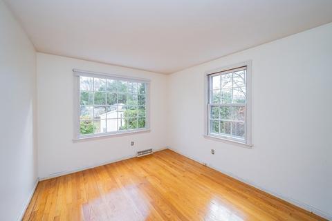 7 Squassick Rd, West Springfield, MA 01089 photo 16