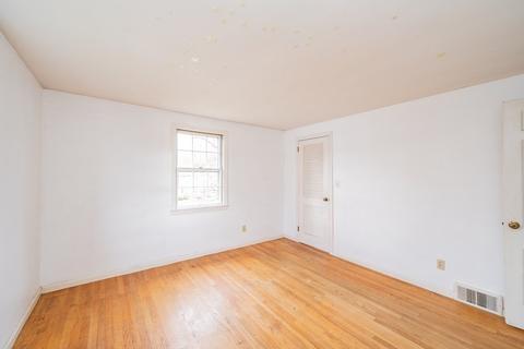 7 Squassick Rd, West Springfield, MA 01089 photo 22