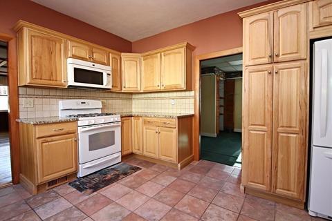 31 Old County Rd, Saugus, MA 01906 photo 8
