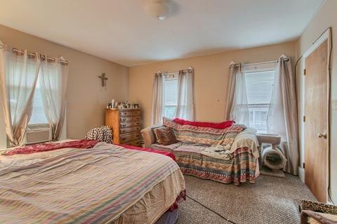 37 S Main St, Gardner, MA 01440 photo 4
