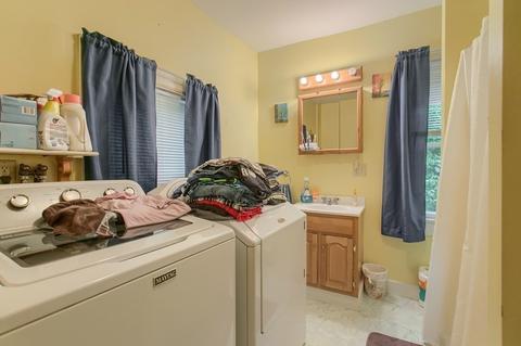 37 S Main St, Gardner, MA 01440 photo 7