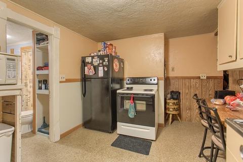 37 S Main St, Gardner, MA 01440 photo 18