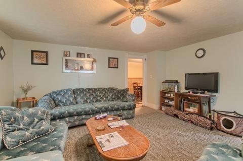 37 S Main St, Gardner, MA 01440 photo 13