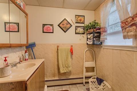 37 S Main St, Gardner, MA 01440 photo 28