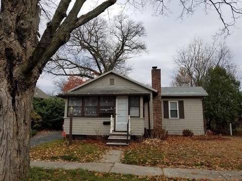 21 Michigan St, Springfield, MA 01151 photo 1
