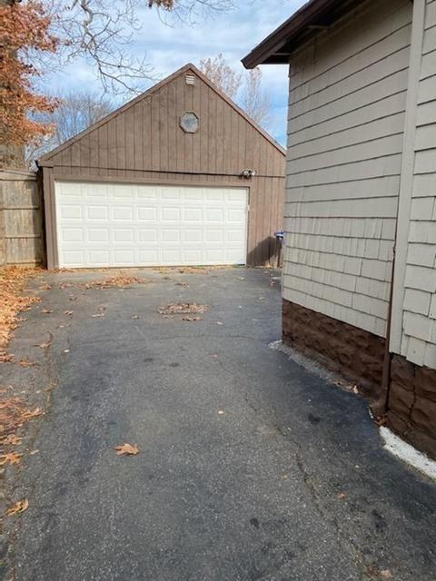 21 Michigan St, Springfield, MA 01151 photo 18