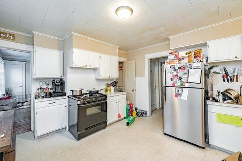 189 Corthell St, Springfield, MA 01151 photo 6