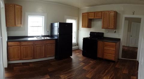 318 School St, Webster, MA 01570 photo 7