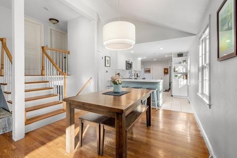 1092 Edgell Rd, Framingham, MA 01701 photo 4