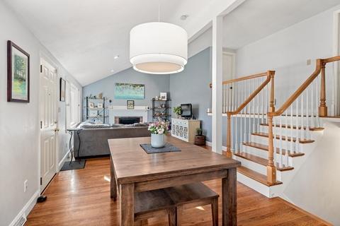1092 Edgell Rd, Framingham, MA 01701 photo 5