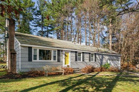 1092 Edgell Rd, Framingham, MA 01701 photo 1