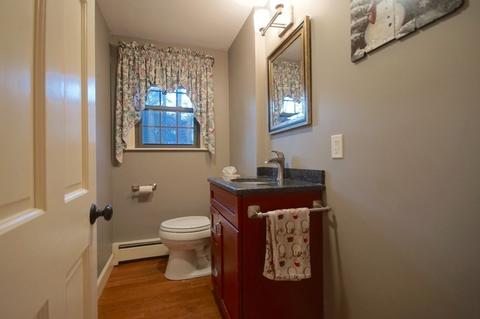 35 Ledgewood Dr, Danvers, MA 01923 photo 16