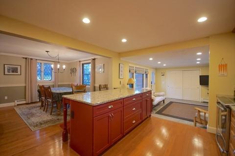 35 Ledgewood Dr, Danvers, MA 01923 photo 3